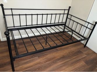 Twin Day bed Frame