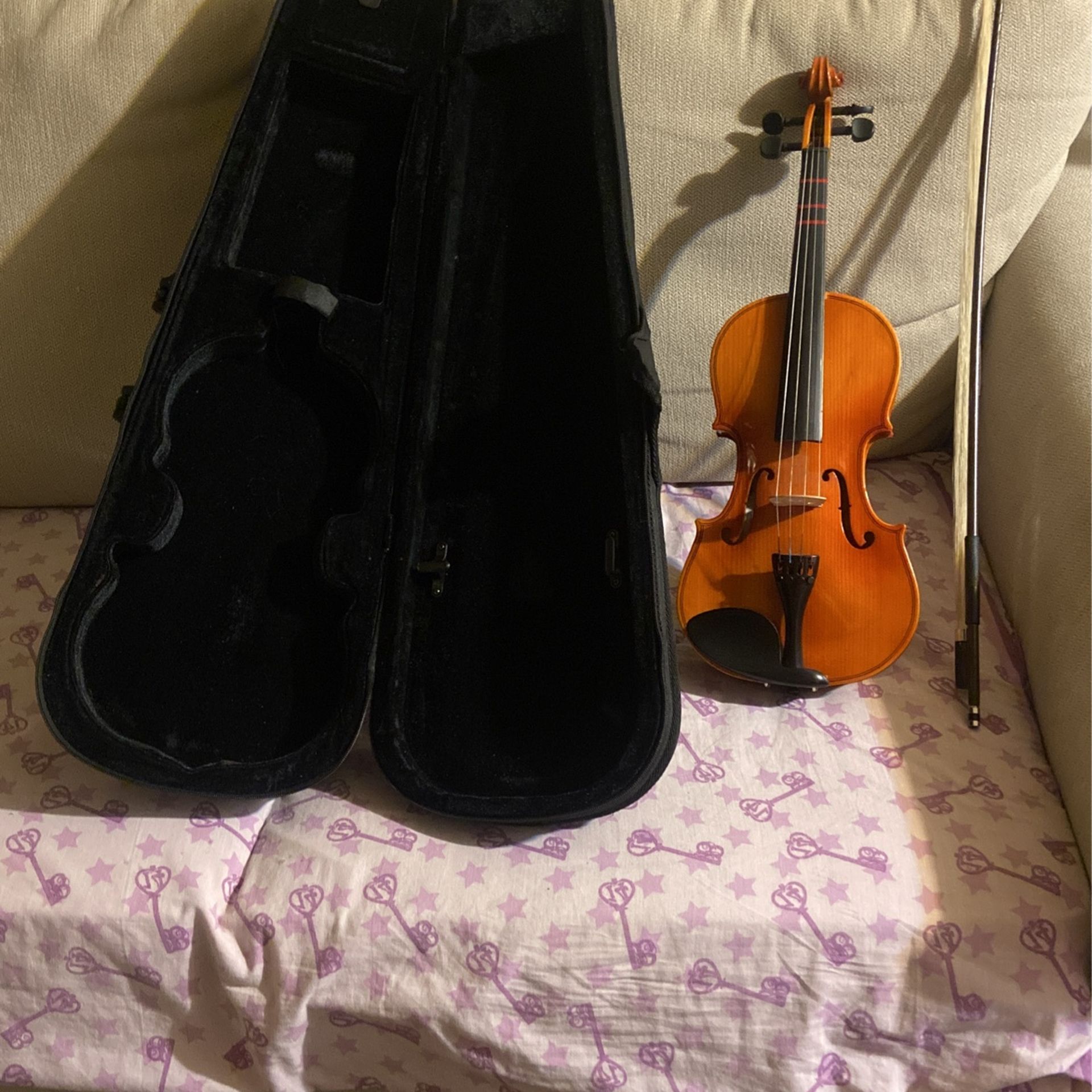 VIOLIN