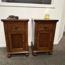 2 Bassett Night Stands 