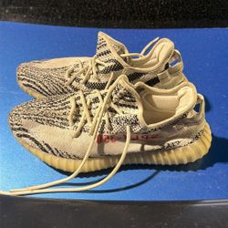 Yeezy 350 “Blue Tint” size 12