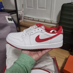 Jordans 1 Low Red And White