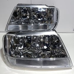 Jeep Grand Cherokee Headlights for 1999 to 2004