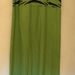 Long sleeveless dress 
