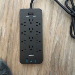 Anker 12 Port Power Strip 