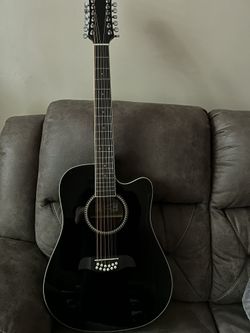  New black guitar 
