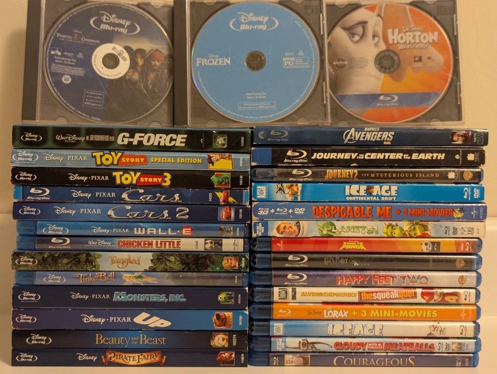 Lot Of 30 BLU-RAY DVD Disc Children's Movies