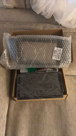 Wireless CarPlay Android 14 Radio Brand New