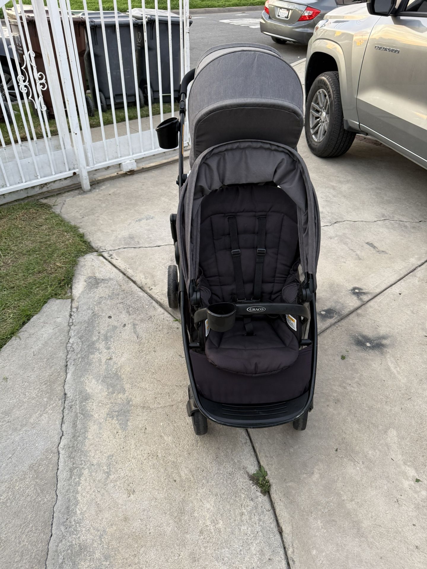 Graco Ready2Grow LX 2.0 Double Stroller Features Bench Seat and Standing Platform Options,