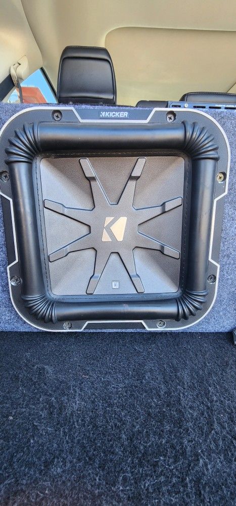 10" KICKER L7 Q Series, Ds18 3500.1d Amp And V1000.4 Massive Amp
