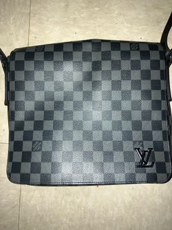 Black lv bag