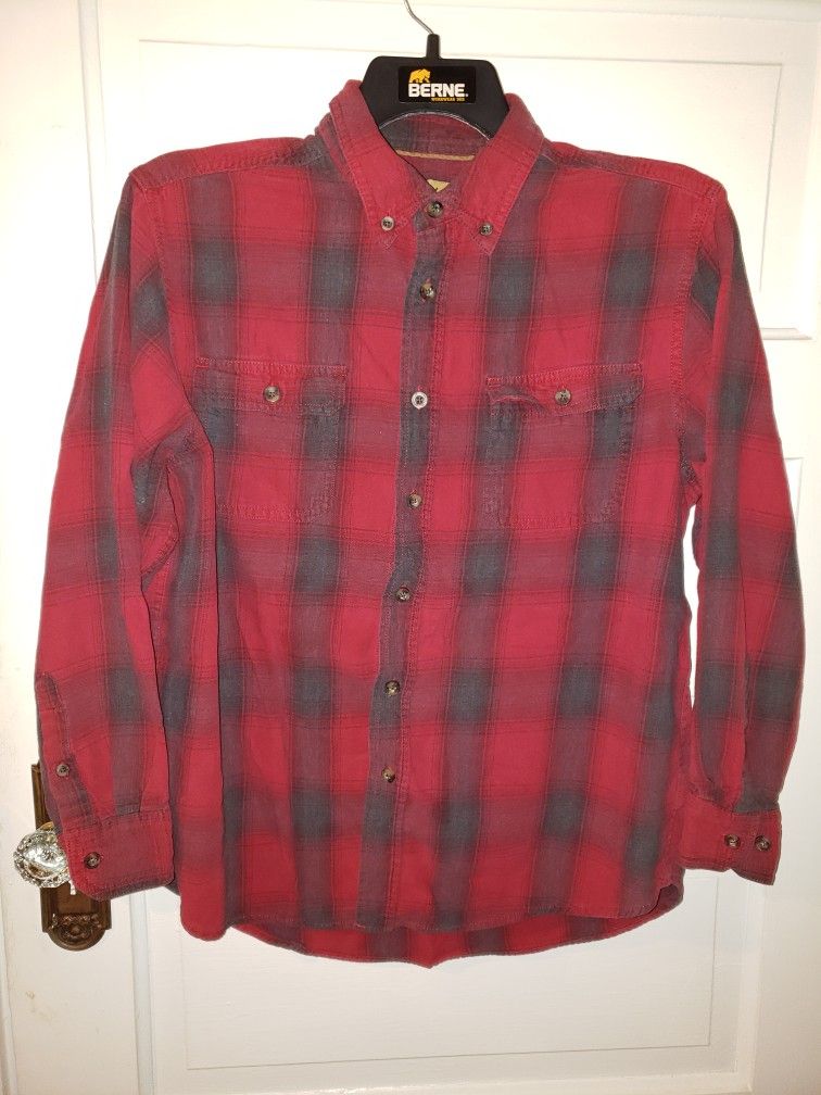 Outdoor Life large men's flannel shirt