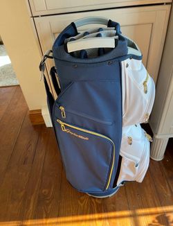 TaylorMade Golf Bag