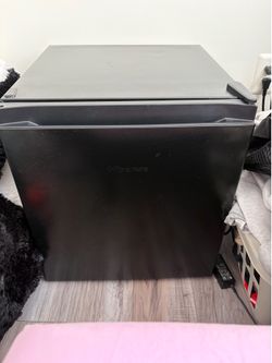 Small refrigerator