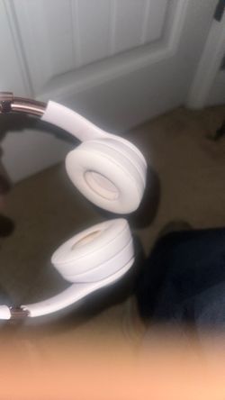 Beats Solo 4