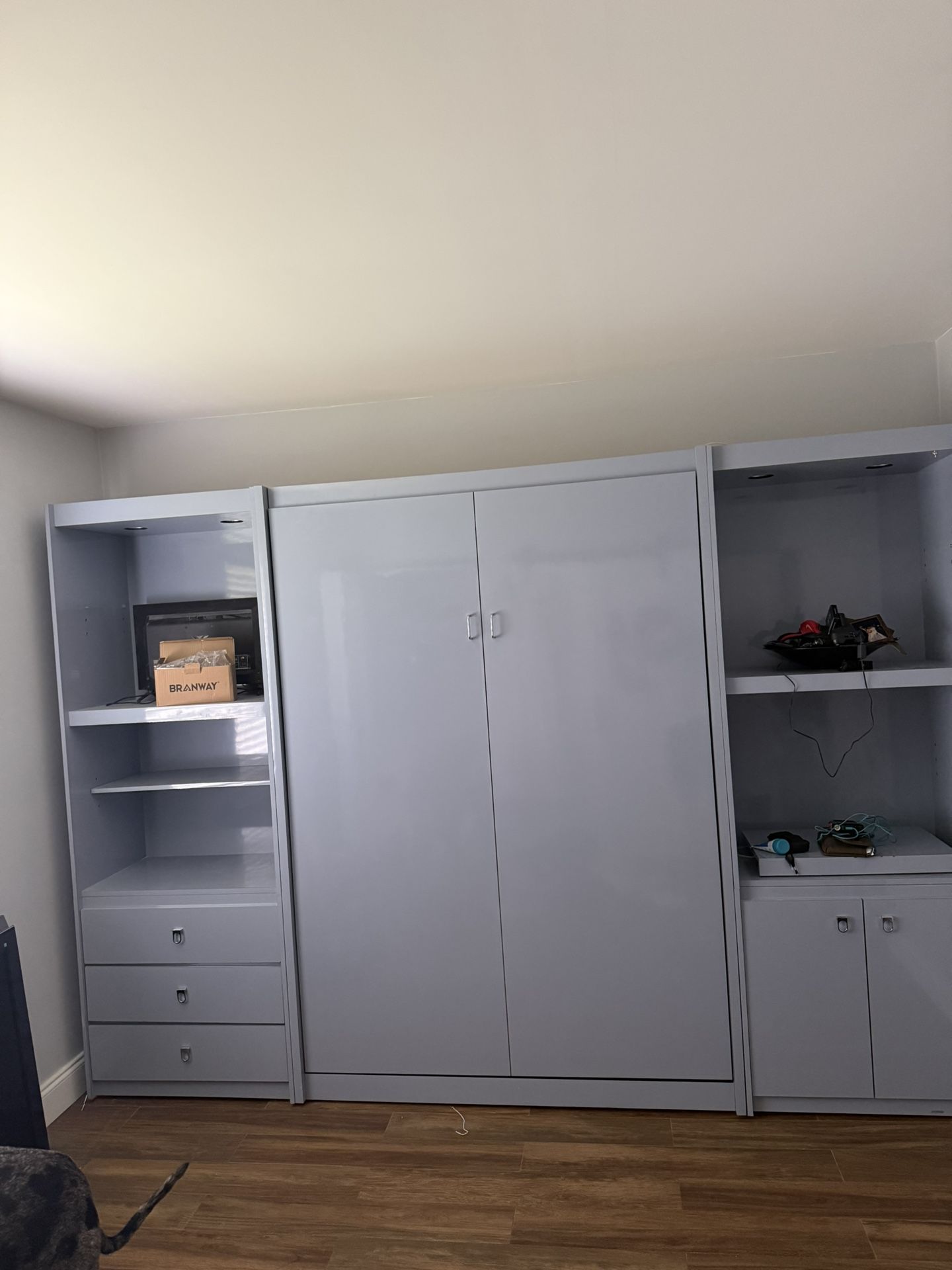 Murphy Bed