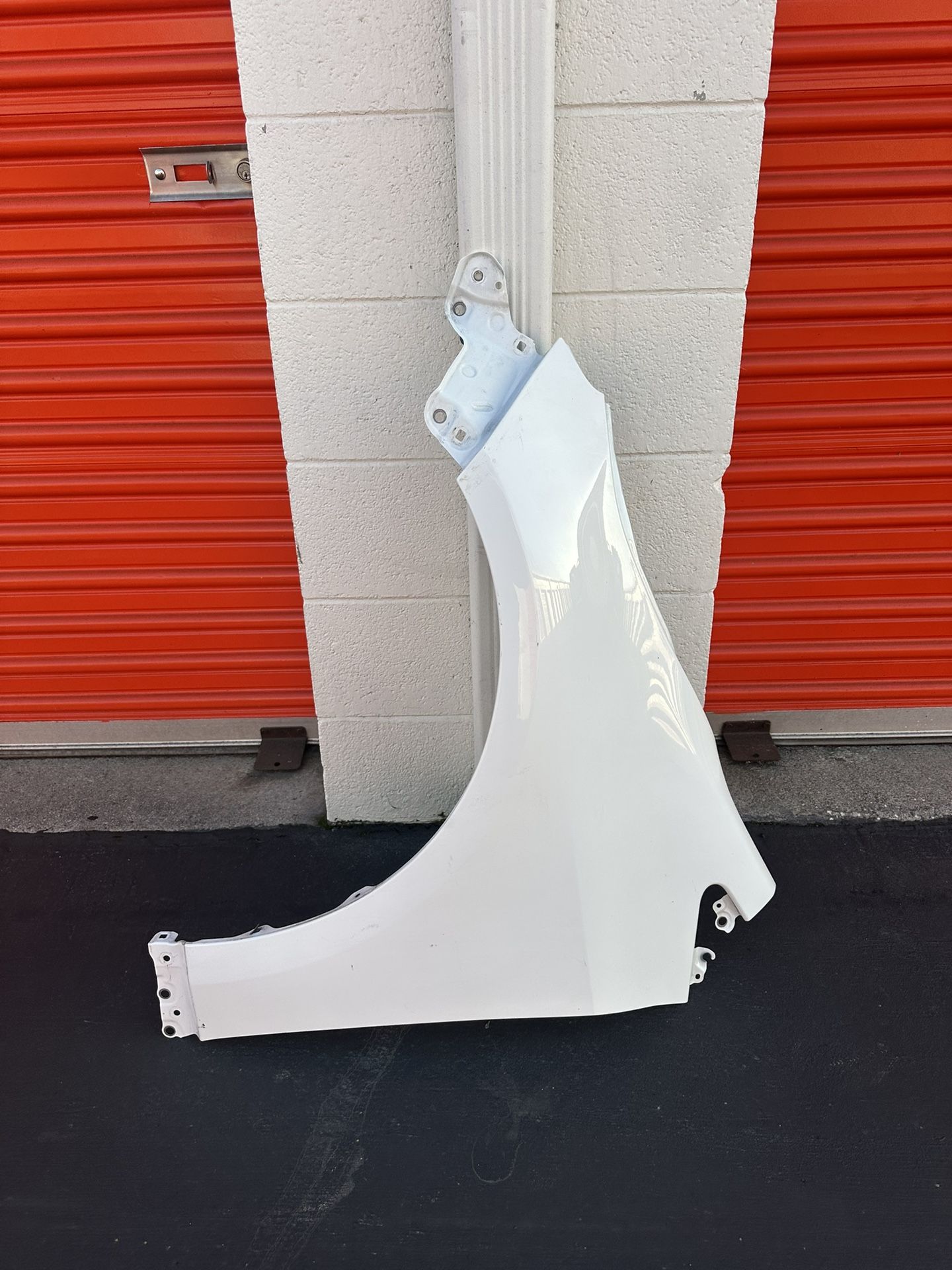 2019 -2020 -2021 -2022 -2023- 2024 -2025 TOYOTA COROLLA LEFT SIDE FENDER OEM