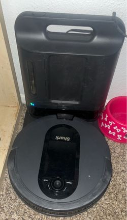 Shark Robot Vacuum with Self-Empty Base