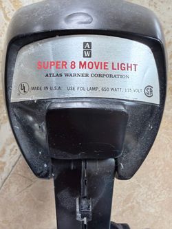 Vintage SUPER 8 sealed beam movie light .
