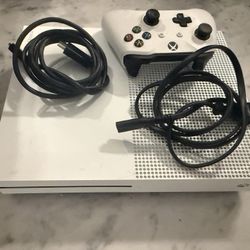 Xbox One S - Excellent Condition