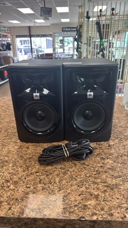 Electronics speakers jbl 305p mkII