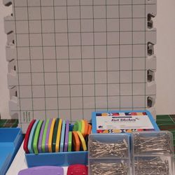Knit Blockers Pins And 8 Foan Interlocking 22" Squares