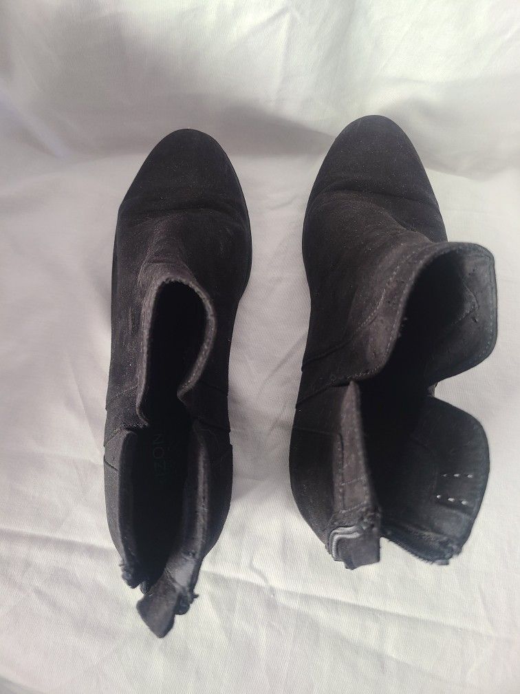 a.n.a Womens Lakewood Block Heel Booties