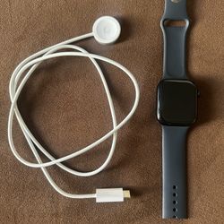 Apple Watch (Series 8)
