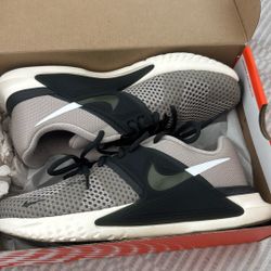 Nike size 7 New In Box 