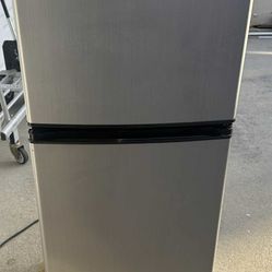 Mini-Fridge 