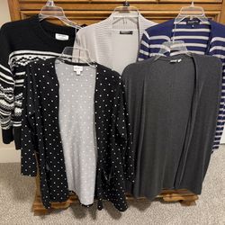 Women’s Size MEDIUM Sweaters