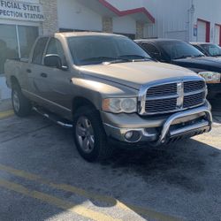 2004 Dodge Truck 