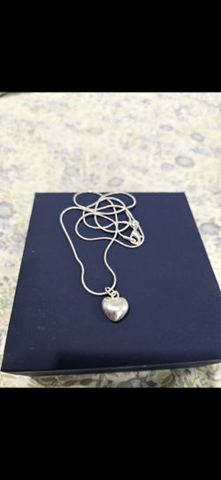 925 silver heart necklace.