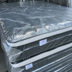 The Best Quality Mattresses For a Good Rest.    Full Size Mattress Pillow Top 12”.        New In a Plastic Sealed.   ☎️📲(213)713-74-89.    