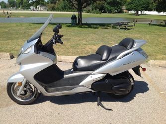 600cc Silverwing Honda "05