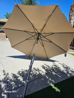 Sunbilla patio Umbrella New