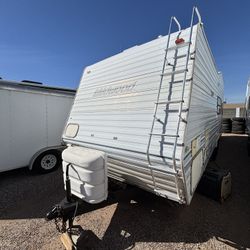 2000 Wildwood Toy Hauler