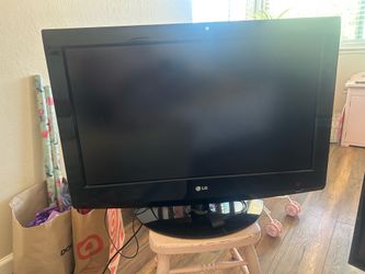 38” tv