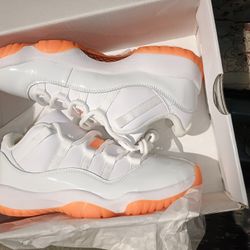 Jordan Retro 11s