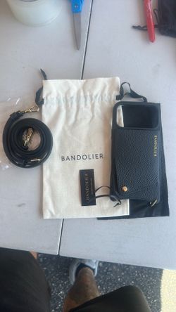 iPhone case  wallet crossbody Brand: bandolier  Brand new  iPhone 17 pro max Pick up only in sun valley  Cash only
