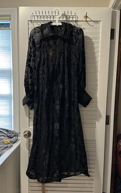 Black Ava Lea collared long sleeve flowy dress (sz medium)