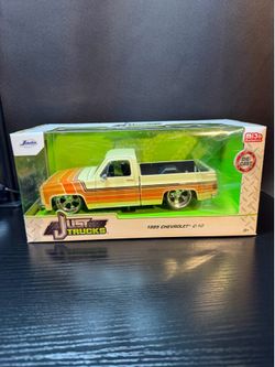 Just trucks 1985 Chevy c10 1:24 scale