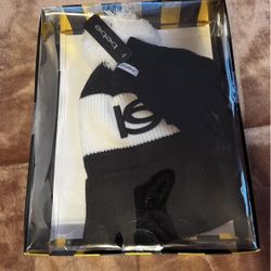 Brand New BEBE Hat With Gloves Gift Set
