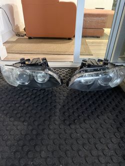 E92 OEM HEADLIGHTS