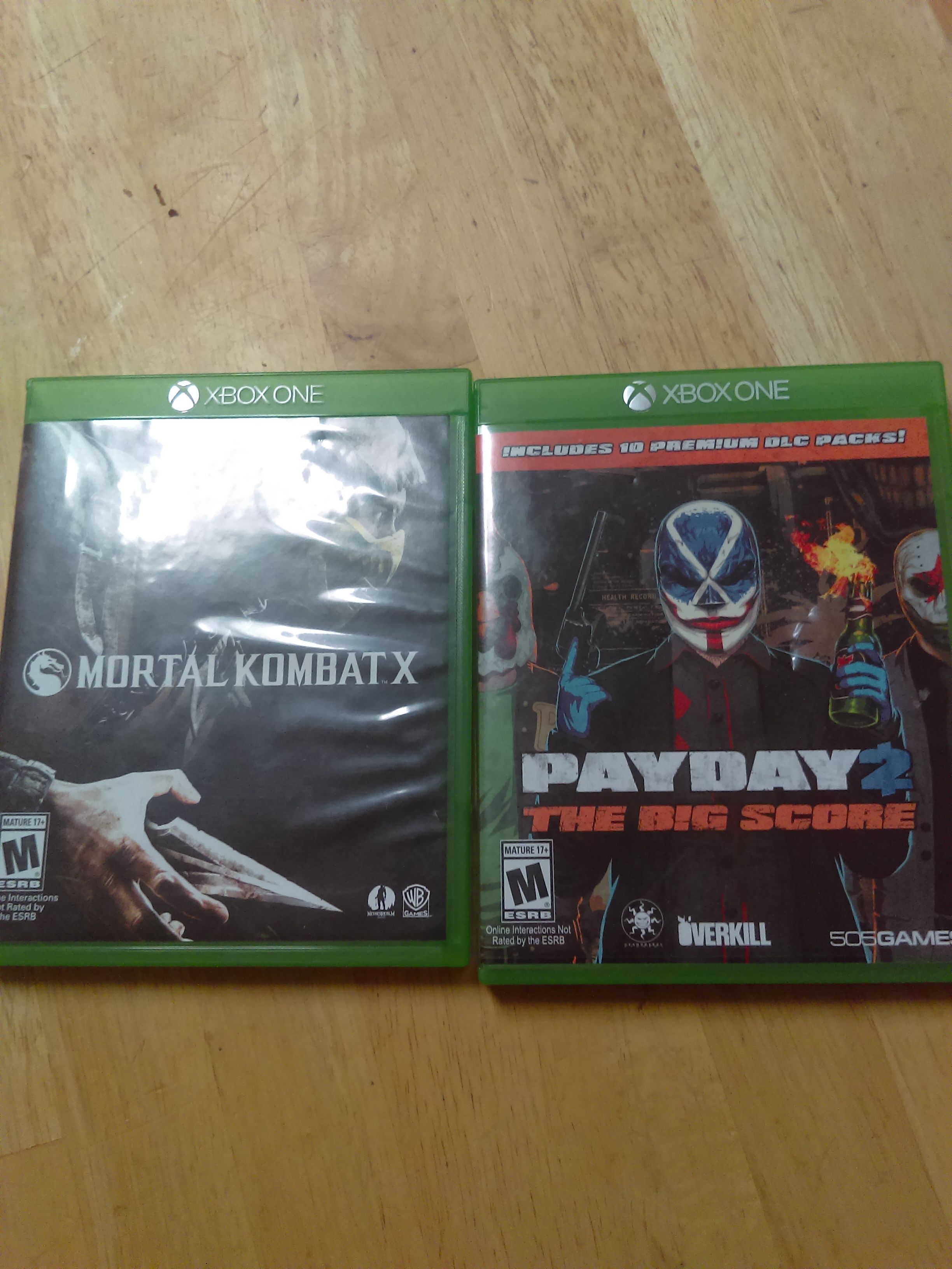 Xbox One Payday 2 the big score and Motor Kombat X