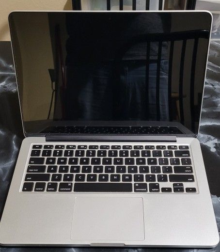 Apple MacBook Pro Retina 2015 13 inch 8GB Sale For Parts