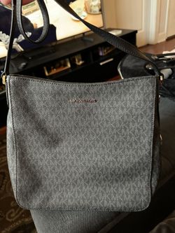 Michael Kors Jet Setter Purse NWT 