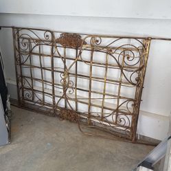 Antique Day bed Frame