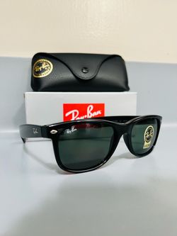 NEW  Ray Ban