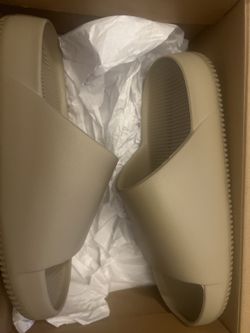 Nike Calm Slide - Khaki - Men's 11 / Women's 12 - Brand New