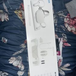 quest 2 charger brand new 